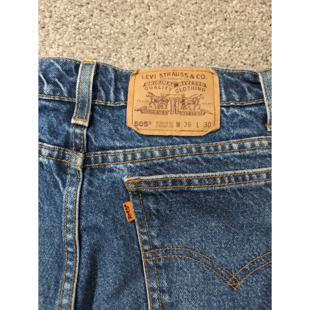 Levis pants appear